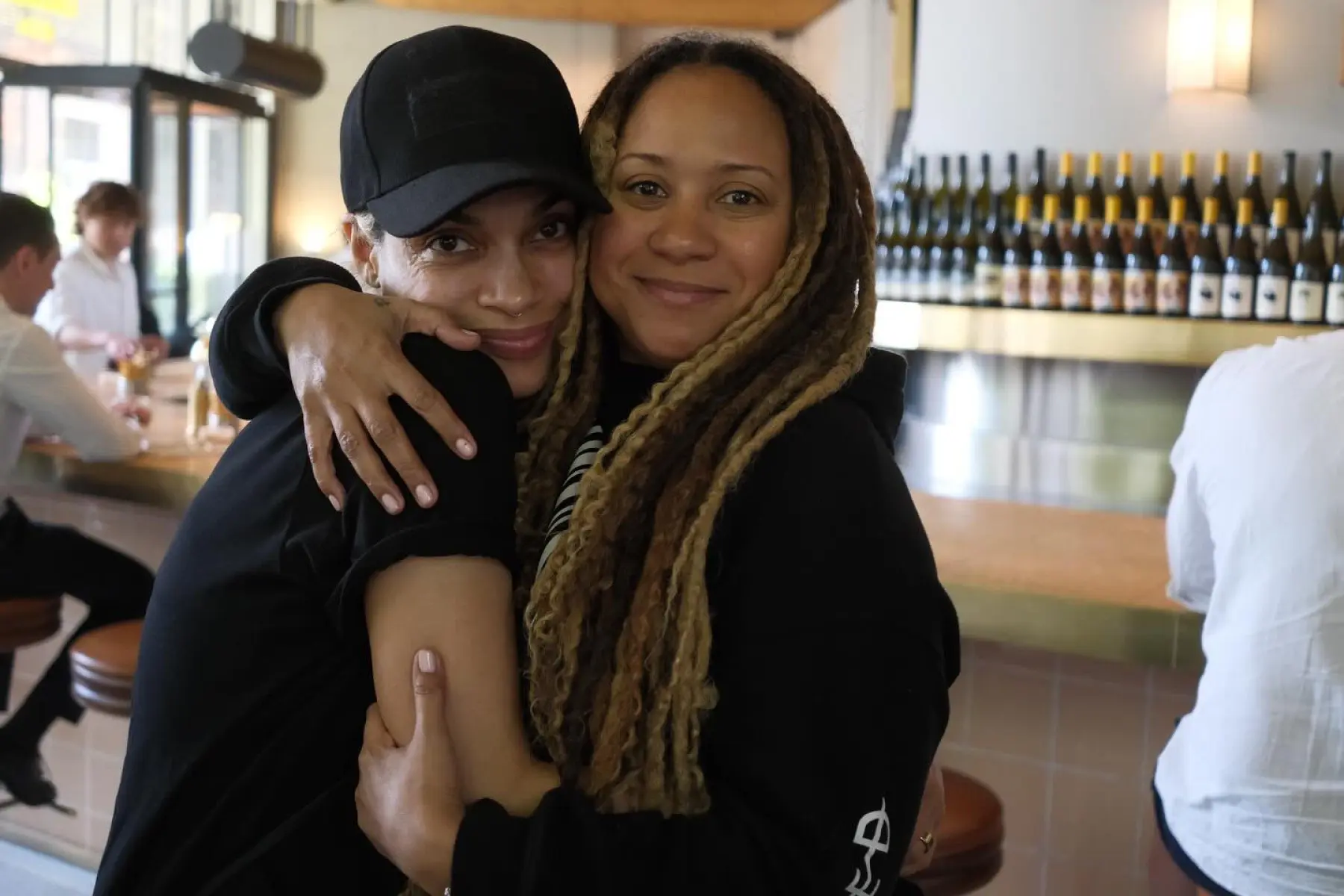 Tracie Thoms Surprises Rosario Dawson With London Breakfast UK morning bite sees actress join co-star for meal and guest musician pop-in big surprise