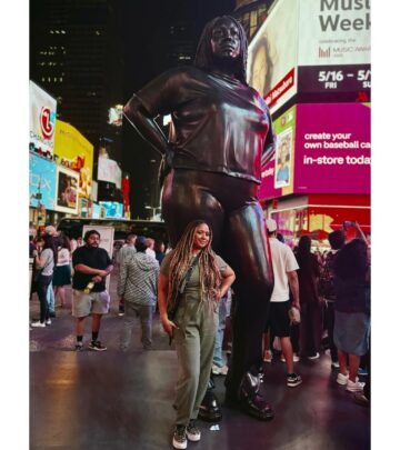 Tracie Thoms Visits ‘Grounded In The Stars’ in Times Square