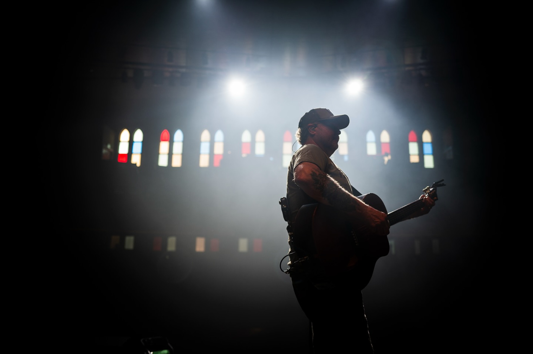 Tracy Lawrence Sings Under Stained Glass Charm Celebrated country singer Tracy Lawrence returns for a sold-out Sunday night at The Ryman!