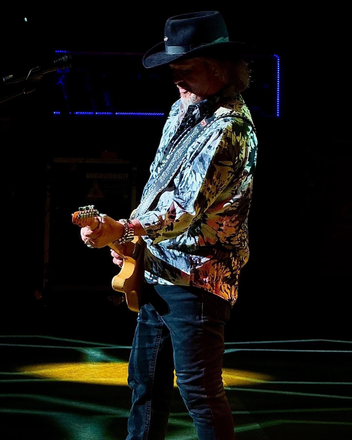 Travis Tritt Shines at Durham Performing Arts Center