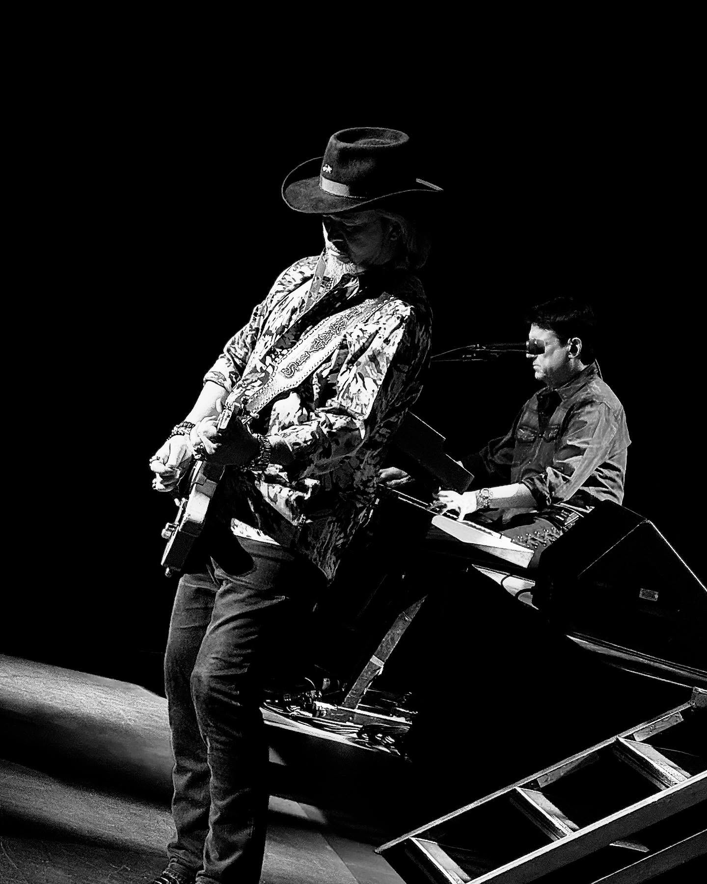 Travis Tritt Shines at Durham Performing Arts Center