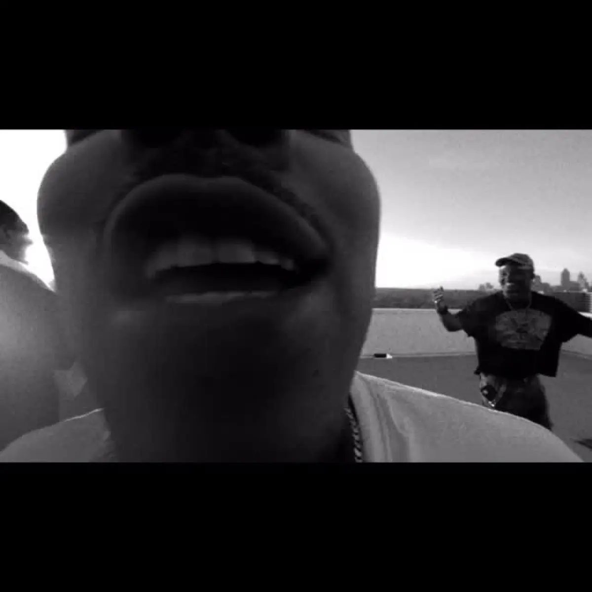Trey Songz teases fans: midnight live access announcement ignites energy in music circles!