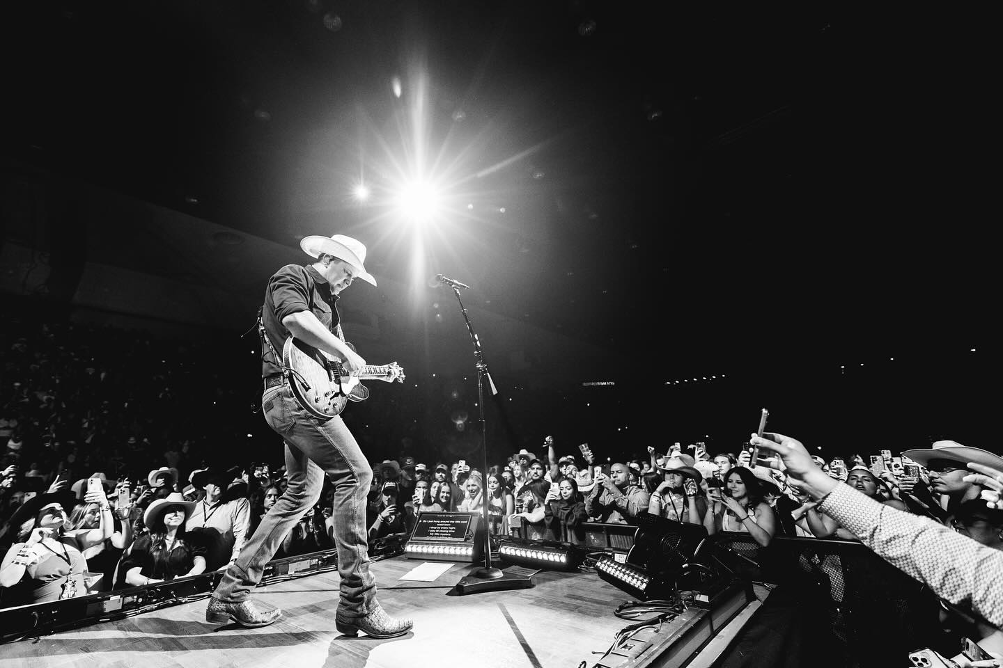 Tucson Night Sparks Jon Pardi Tour Energy