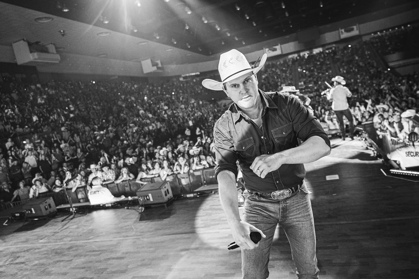 Tucson Night Sparks Jon Pardi Tour Energy