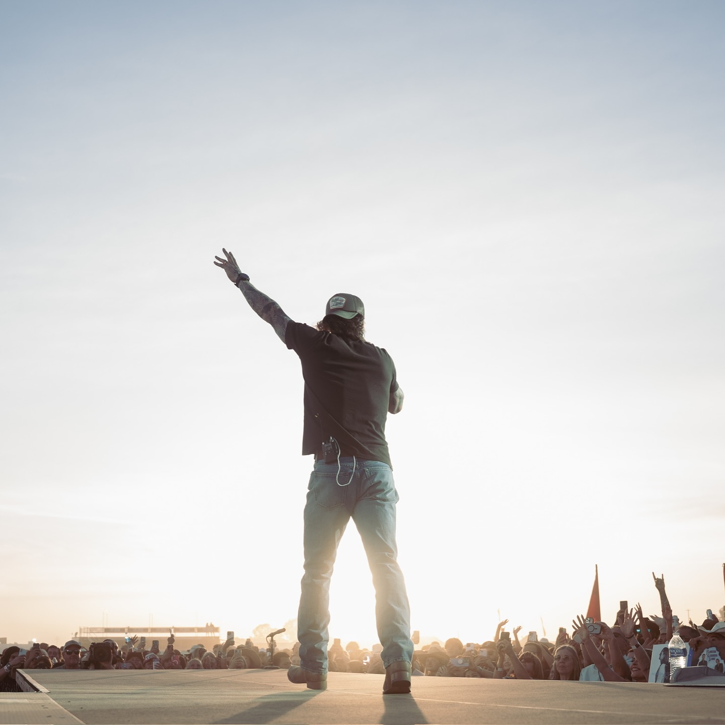 Tyler Hubbard Revels In Luke Bryan's Farm Tour Bash