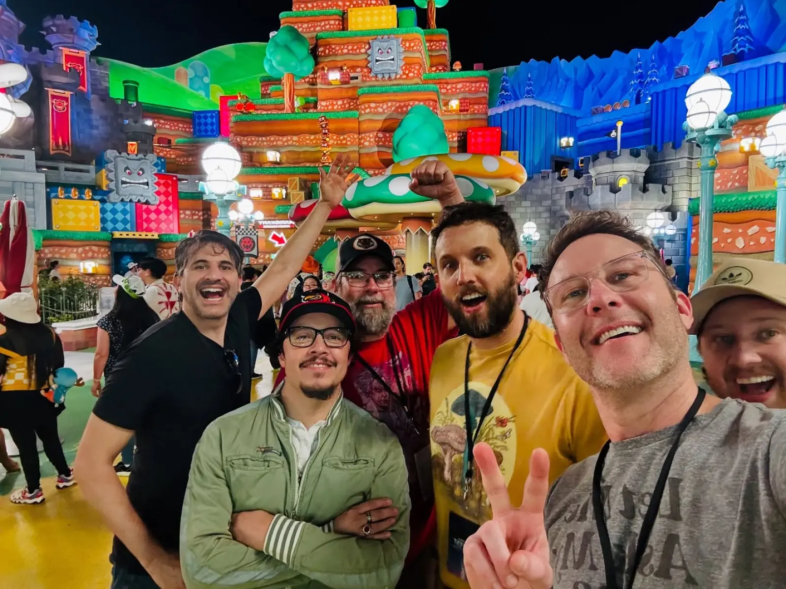 Universal Fan Fest Nights: A Star-Studded Celebration Fans revel in unforgettable experiences at an electrifying night, courtesy of UniStudios tickets!