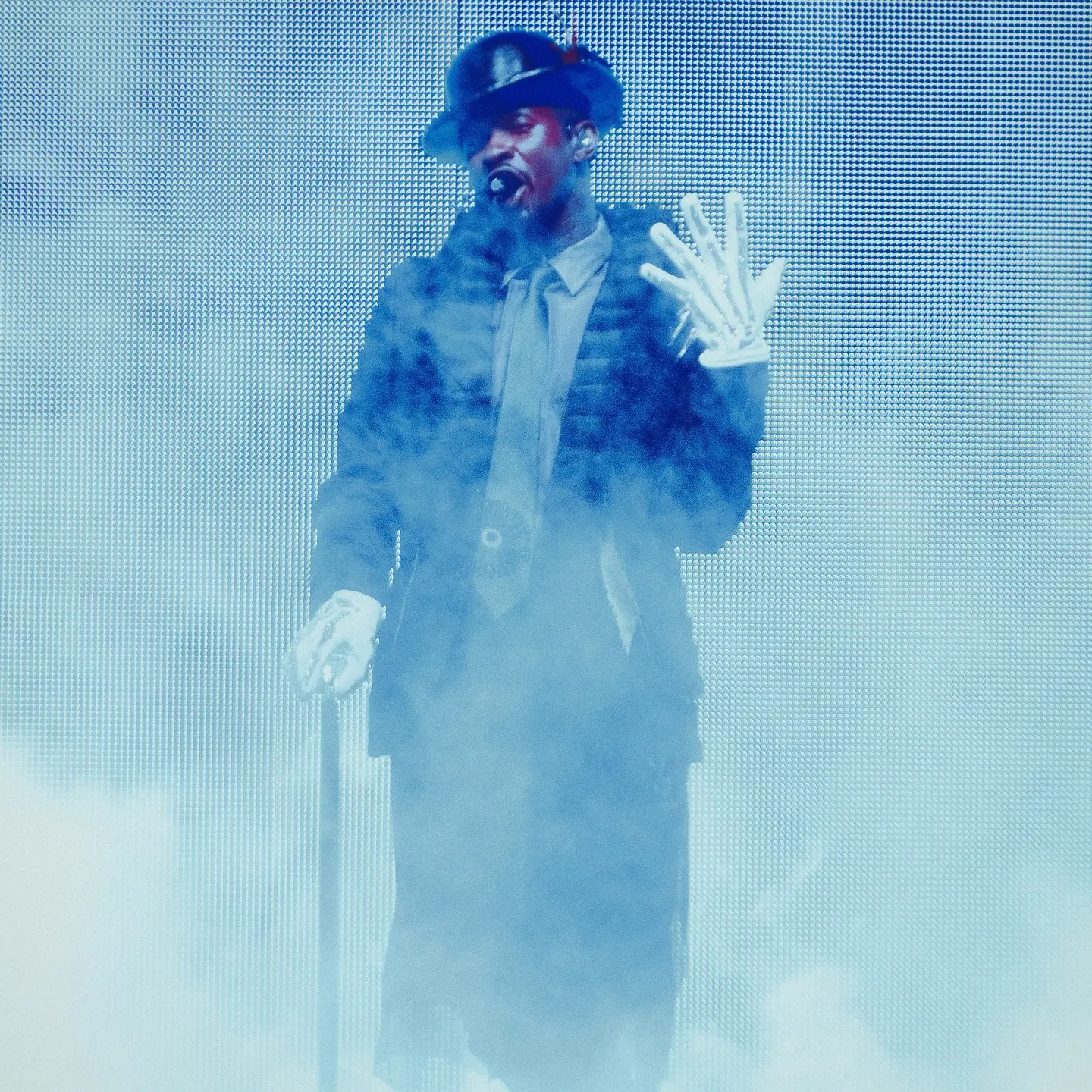 Europe’s tour dazzles, and Usher readies his next act down under ahead of new presales.!!!