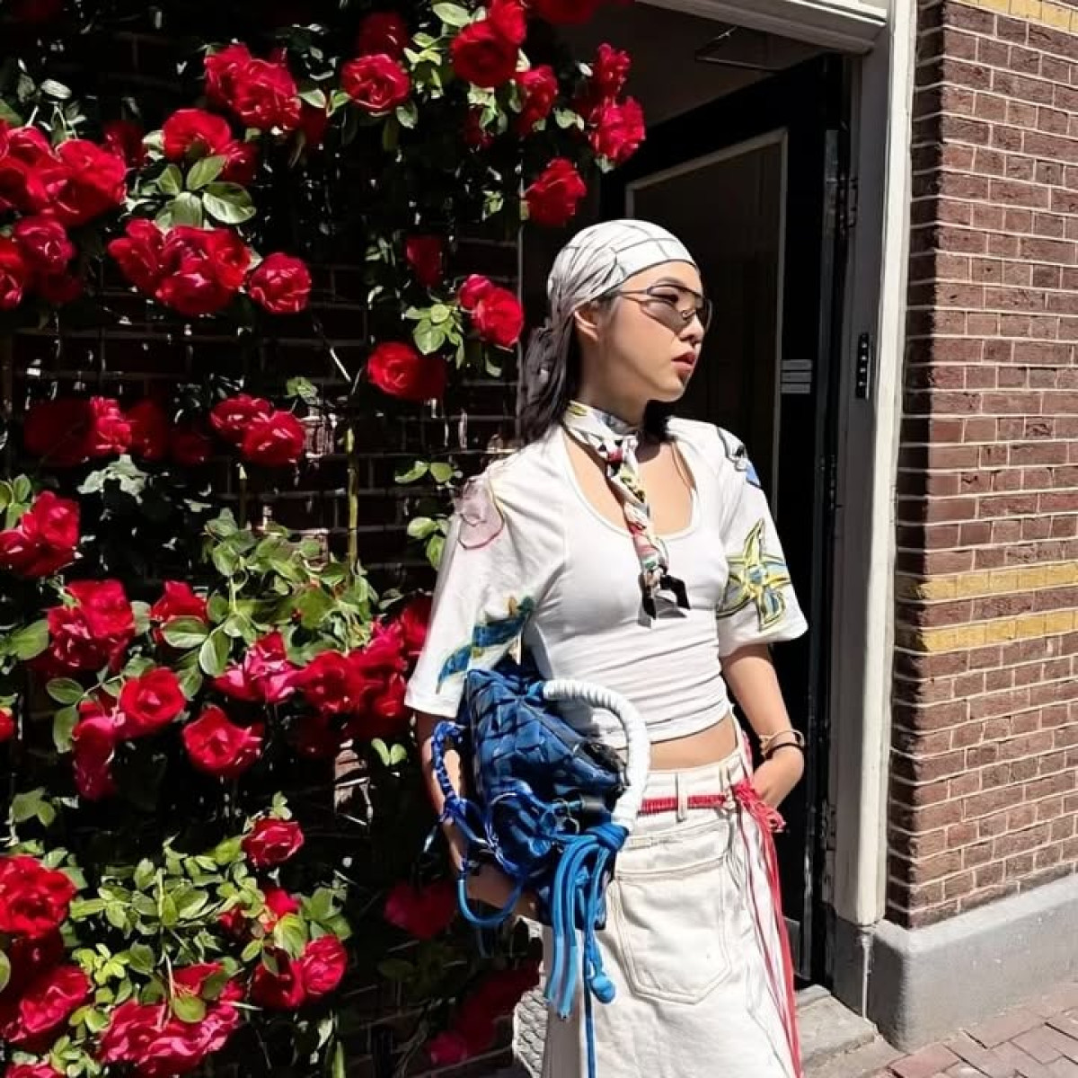 Valerie Zhang Strolls Amsterdam’s Canals in 22K Steps Influencer shares candid canal snaps and city scenes, clocking over 22,000 paces each day.