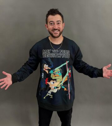 Star Wars thrill meets cartoon fun as Vincent Martella joins sci-fi flair with magic extra.