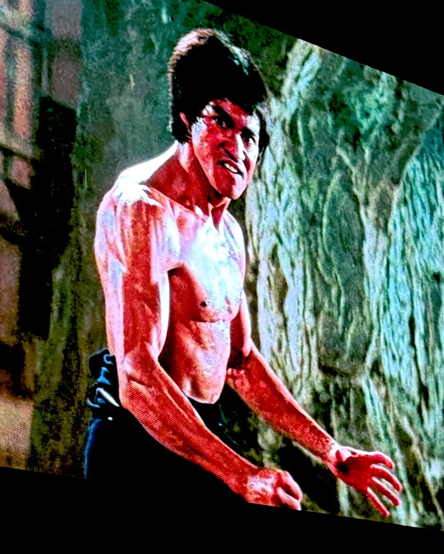 Warner Brothers Pays Tribute to Bruce Lee Legend