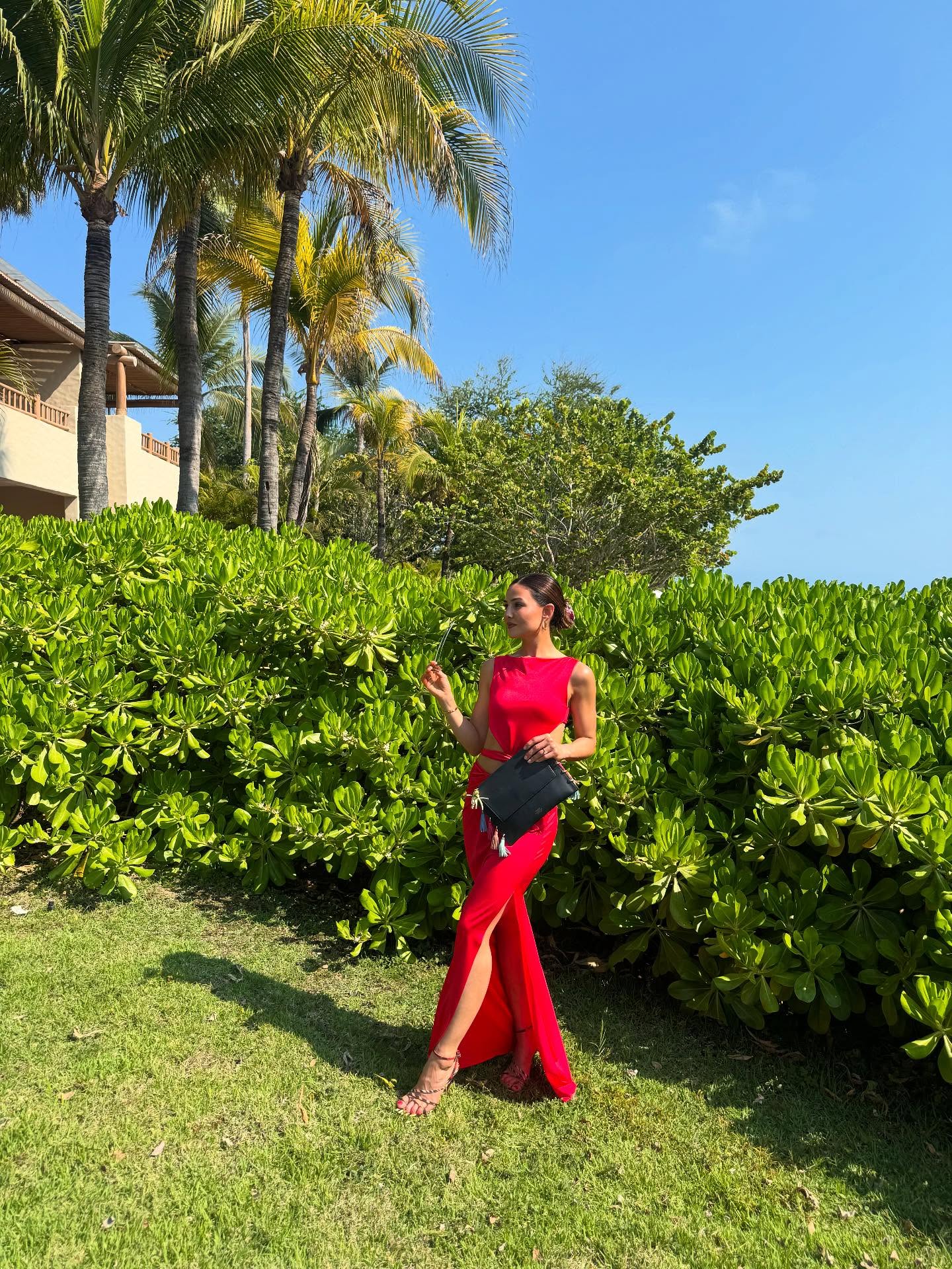 We Love Love: Danielle Campbell Celebrates on Instagram Danielle Campbell’s heartfelt post radiates passion with vibrant visuals and unmistakable charm.
