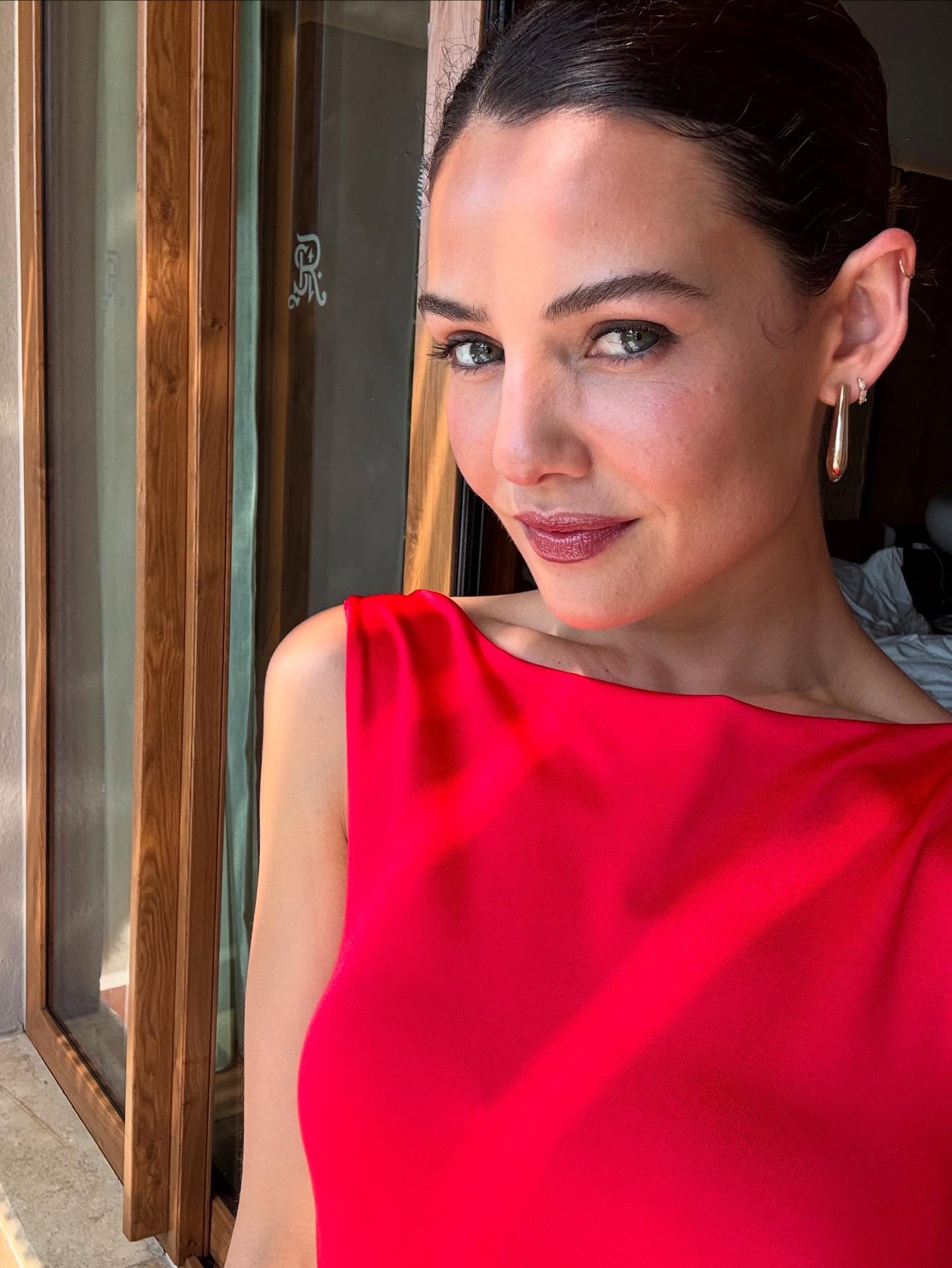 We Love Love: Danielle Campbell Celebrates on Instagram