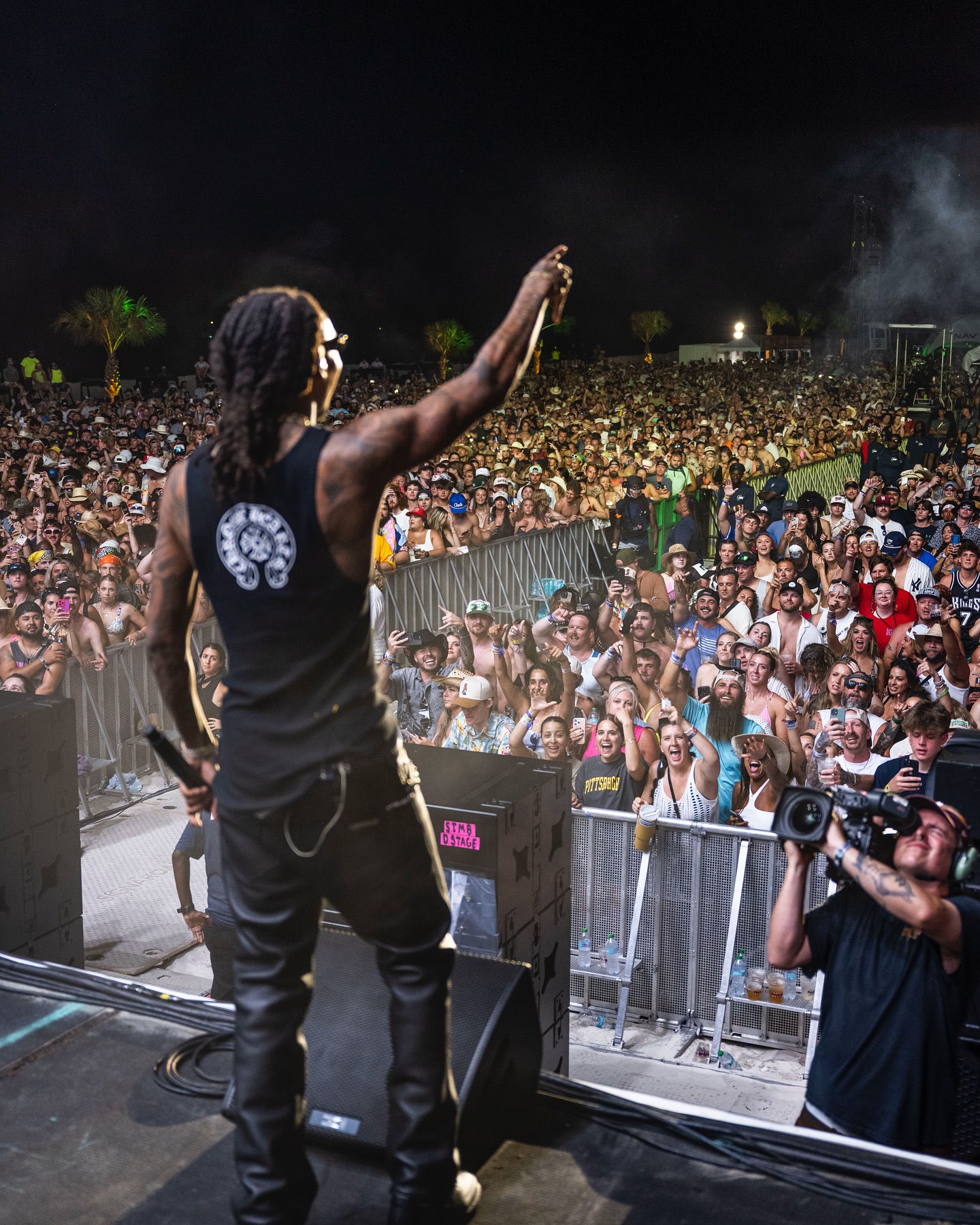 Wiz Khalifa Heads To Nashville After Epic Night
