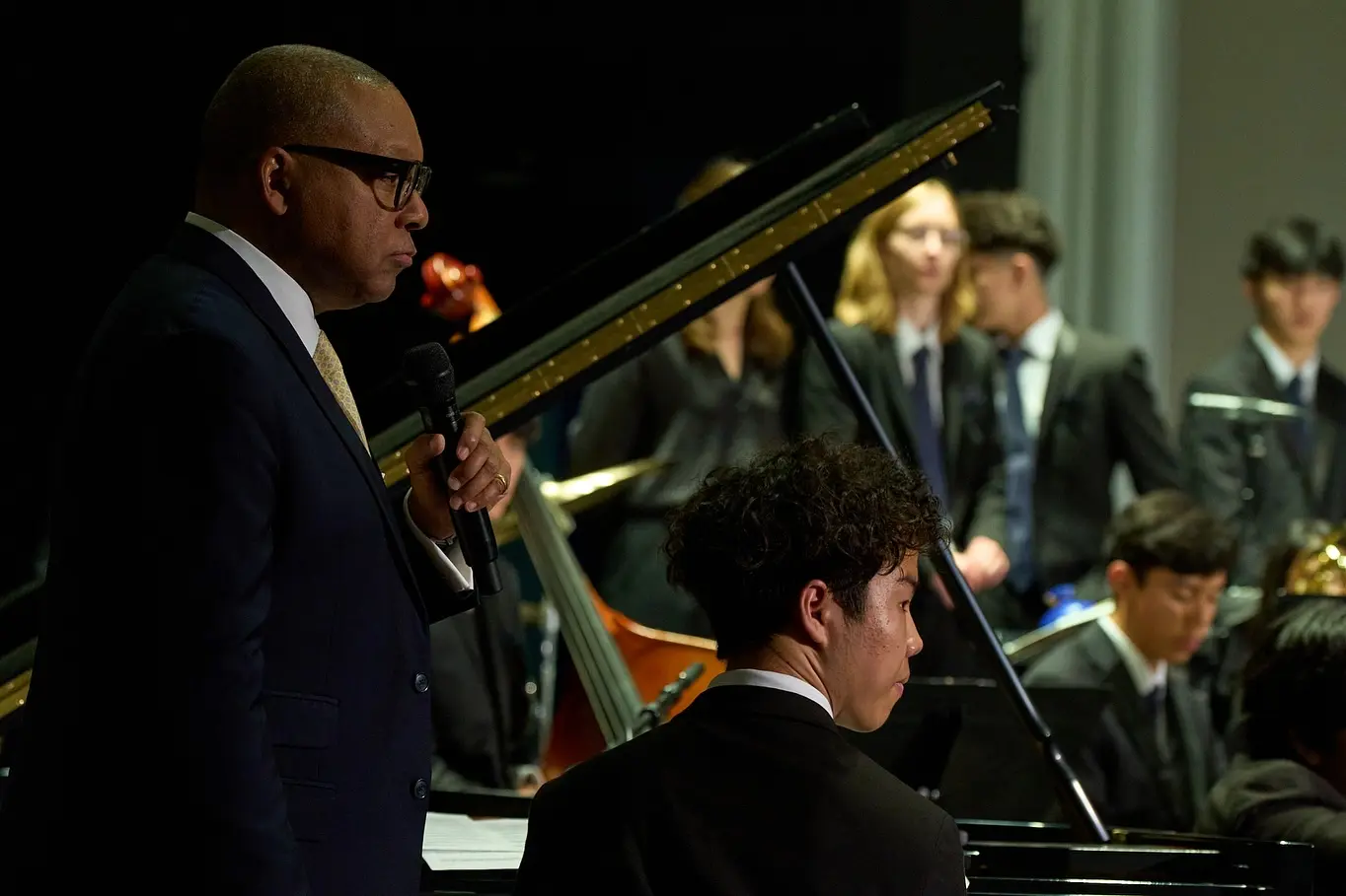 Wynton Marsalis Leads Jazz Workshop in Irvine