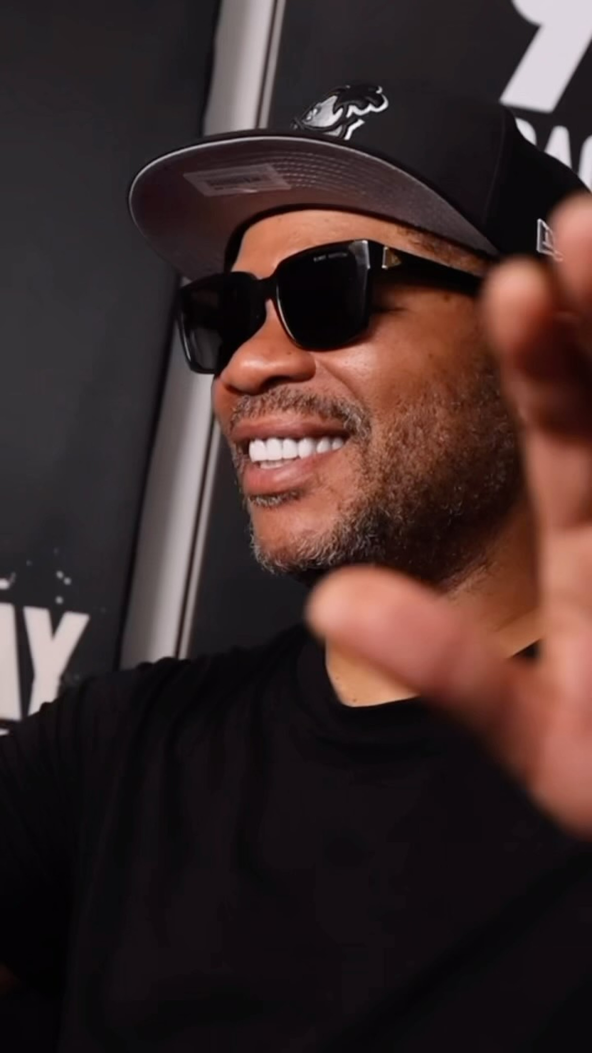 Xzibit To Ignite Hollywood Park With New Album Launch Hip-hop icon Xzibit debuts his album Kingmaker in a star-studded event at Hollywood Park!