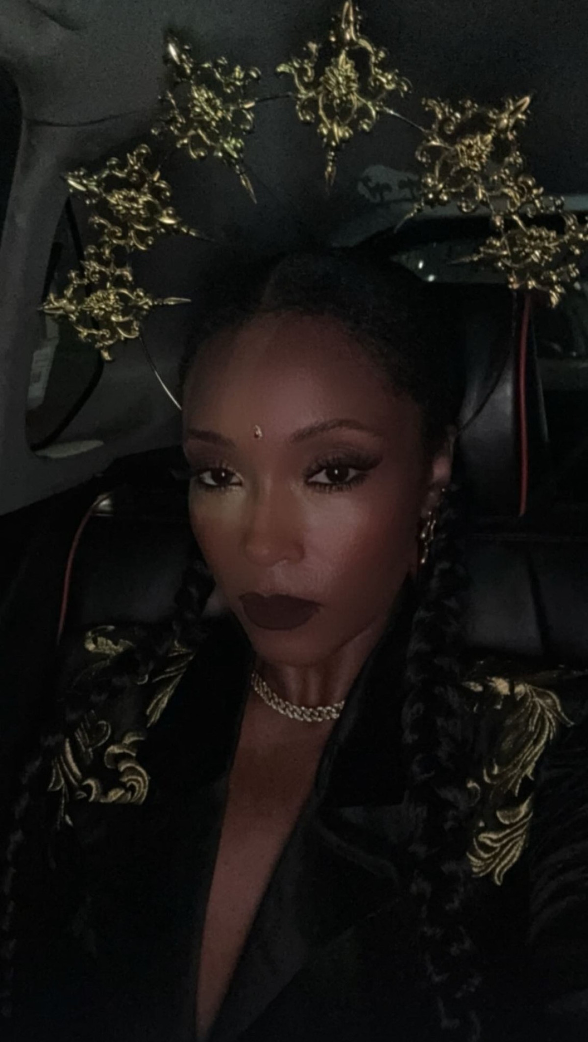 Yaya DaCosta Embraces Bold Fashion With Humor And Flair Standout moment as Yaya channels Coleman Domingo’s cheeky call, igniting her signature style w/ vibe.
