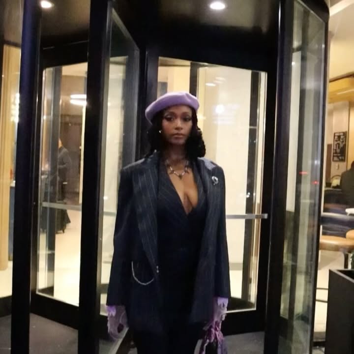 Yaya DaCosta Rocks Chic Fashion Ensemble