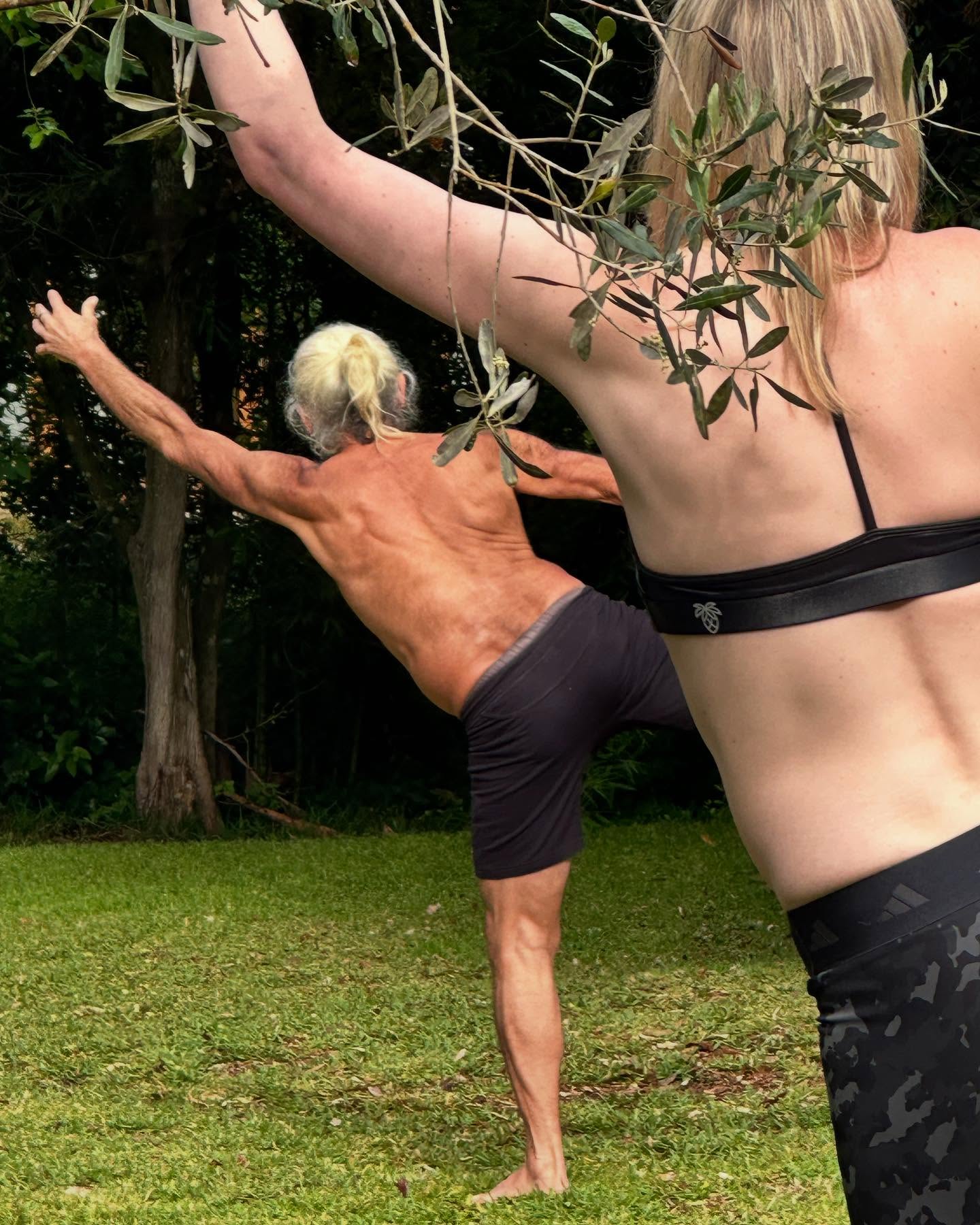 Yoga Session Unites Global Practitioners In Salento