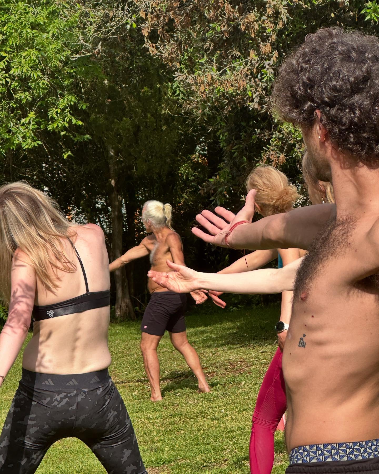 Yoga Session Unites Global Practitioners In Salento