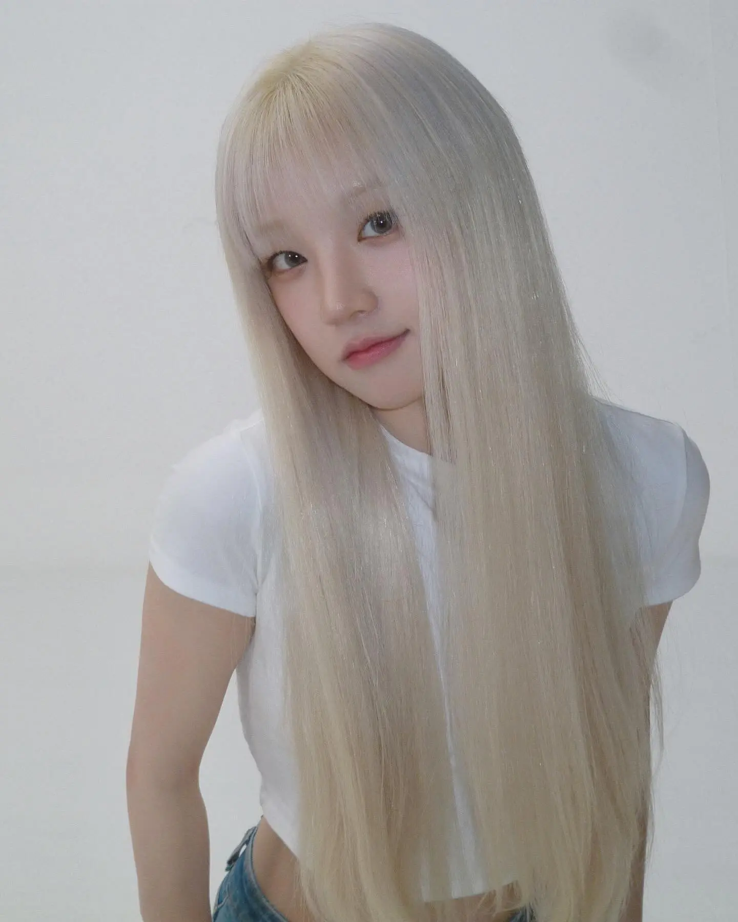 Yuqi Teases Fans With Cryptic Post