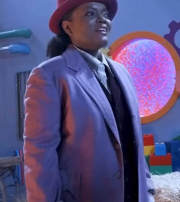 Yvette Nicole Brown brightens Tab Time studio with vibrant spirit and joy in every scene.!
