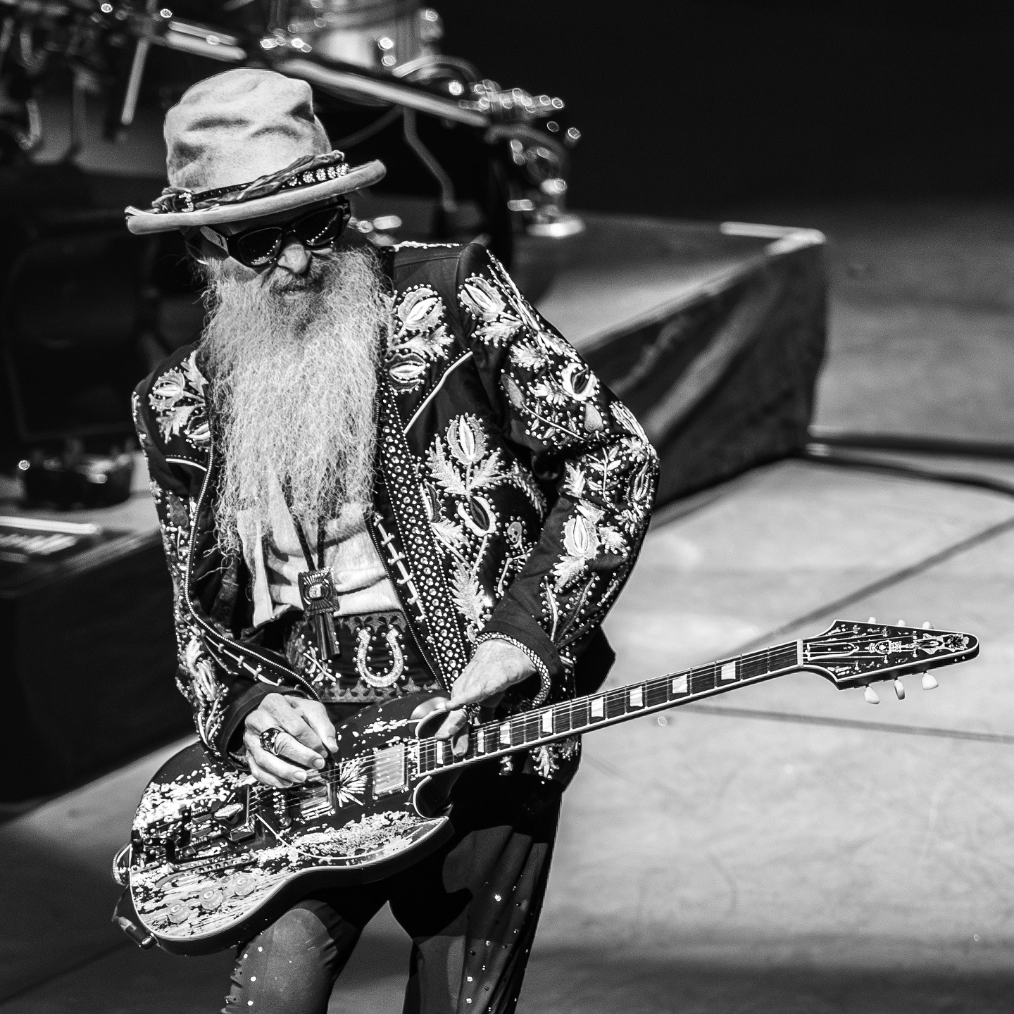 ZZ Top’s Billy F Gibbons Shines In Sydney Legendary musician electrifies stage as local fans erupt in cheers throughout the night!!!