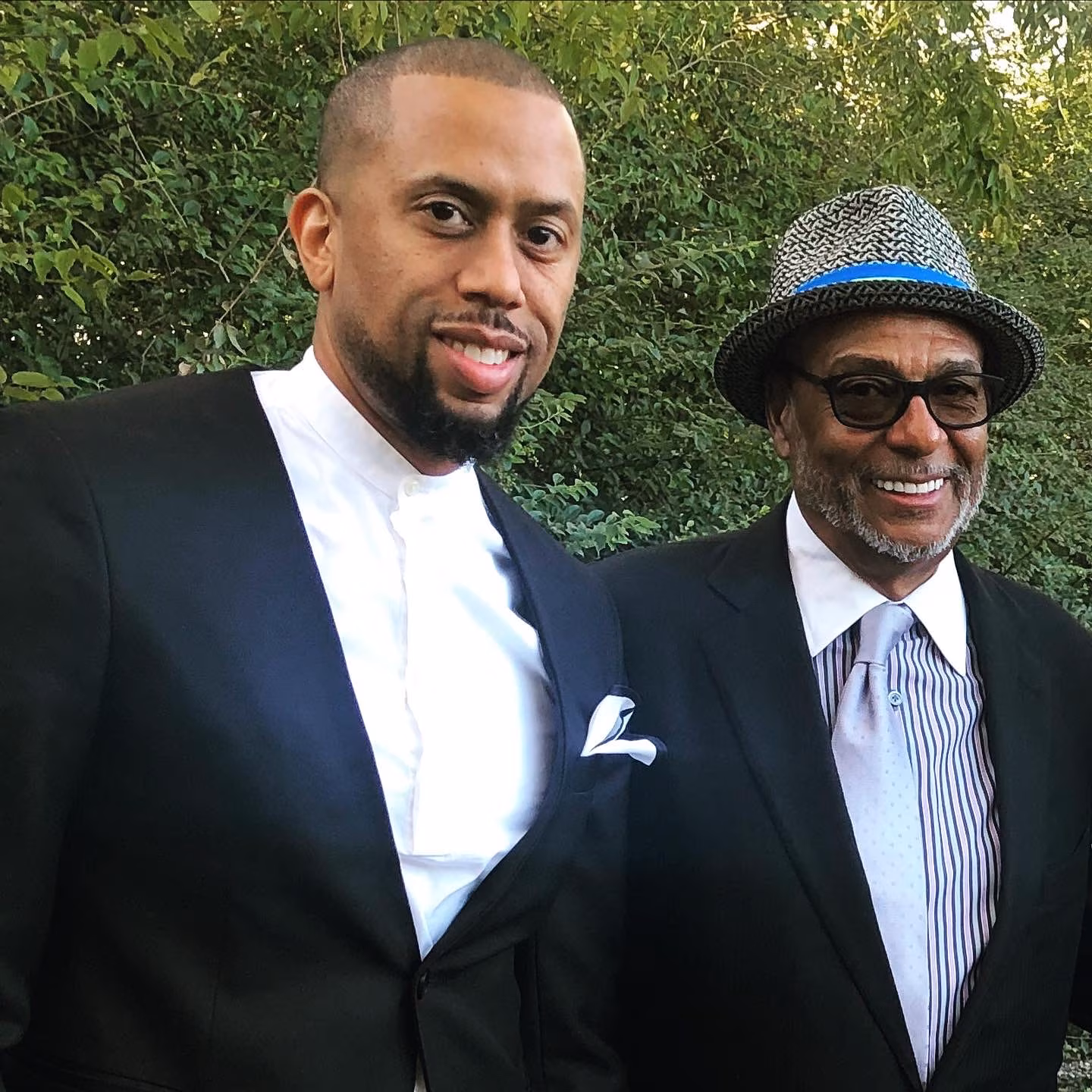 Affion Crockett’s Heartfelt Father’s Day Tribute Comedy star honors his late dad with moving photos and a simple, poignant message right now.