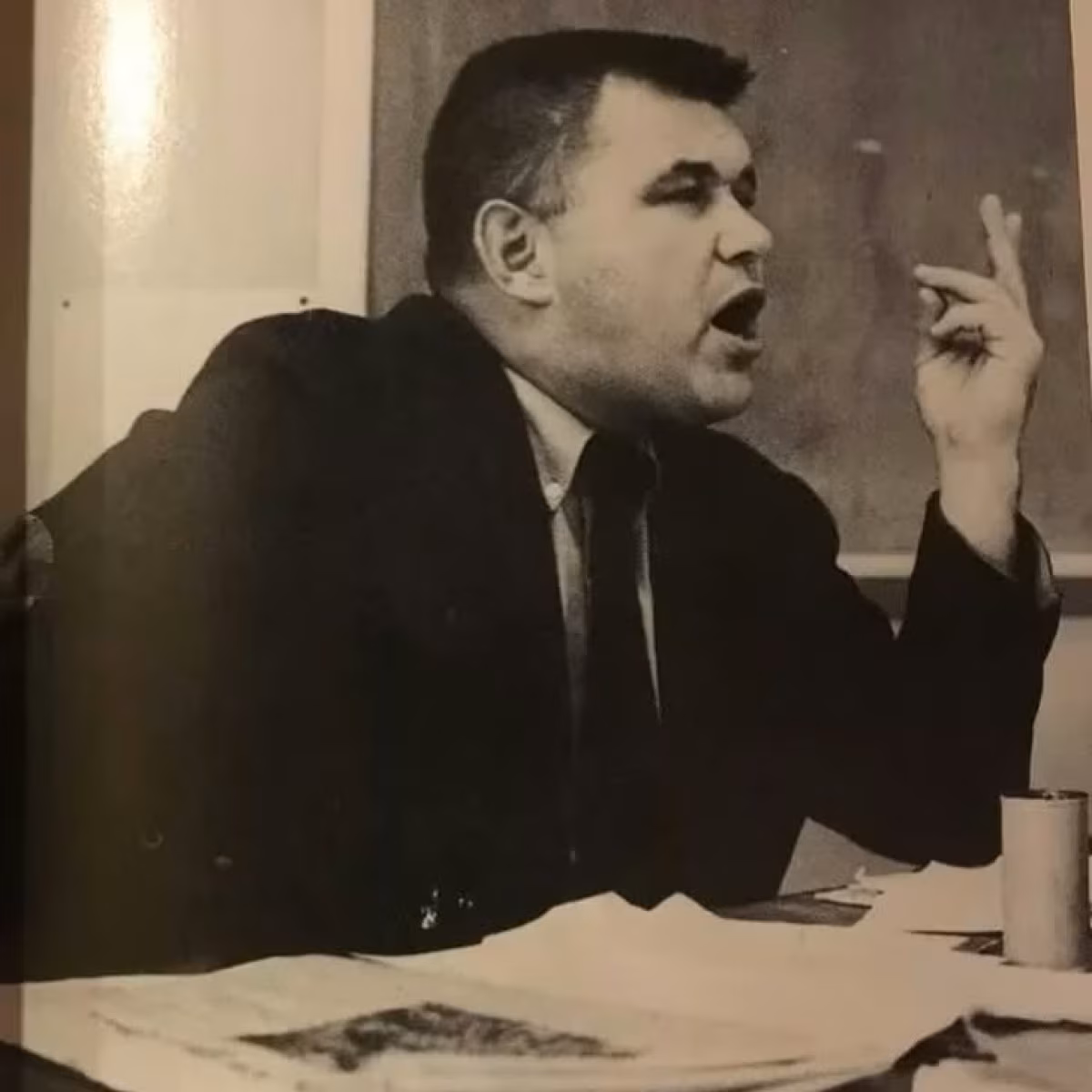 Alec Baldwin Honors Father with Touching Instagram Tribute Beloved actor shares a warm throwback portrait celebrating his dad with reflections Sunday