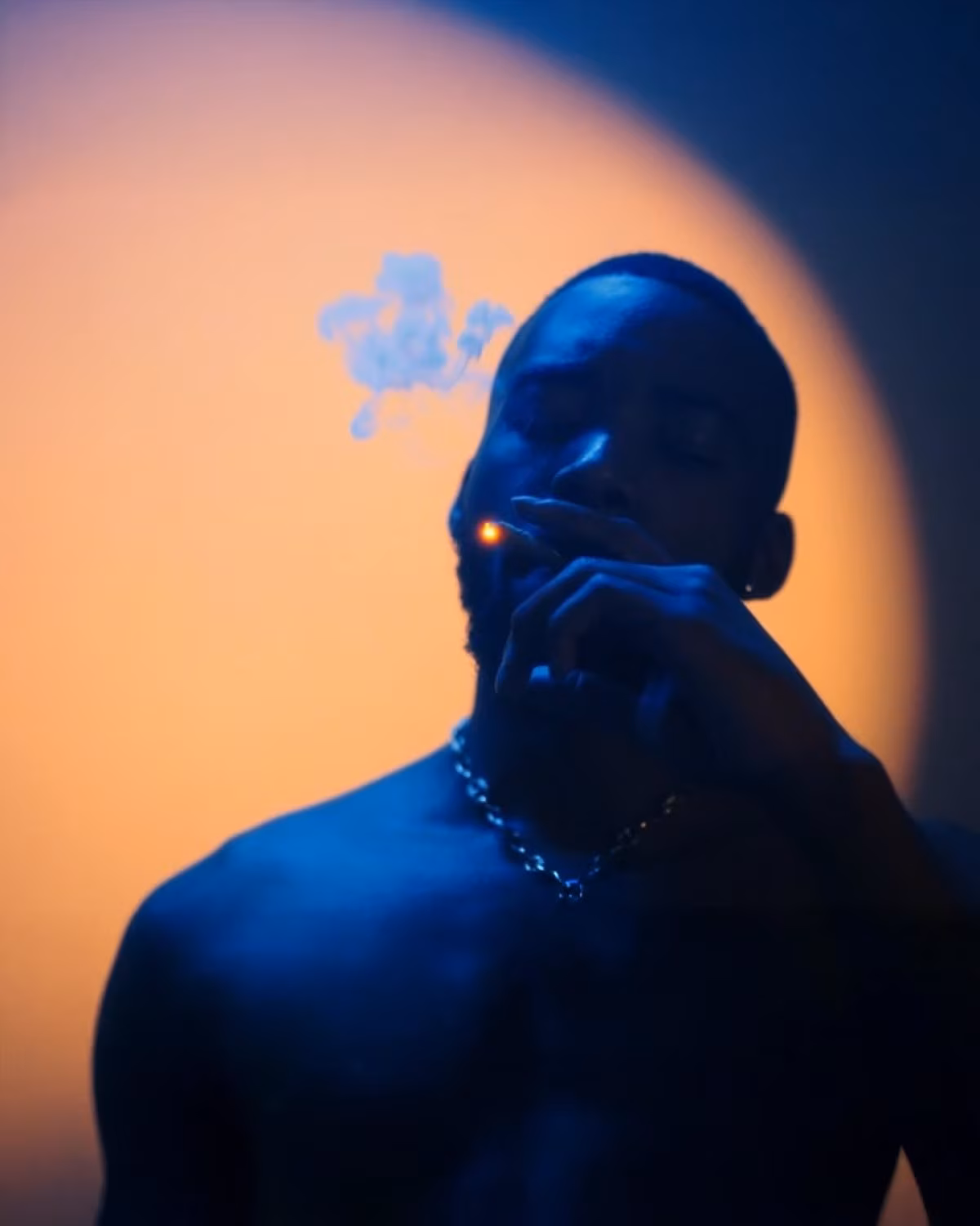 The Euphoria star keeps fans hooked with his latest R&B single and upcoming EP tonight !!!