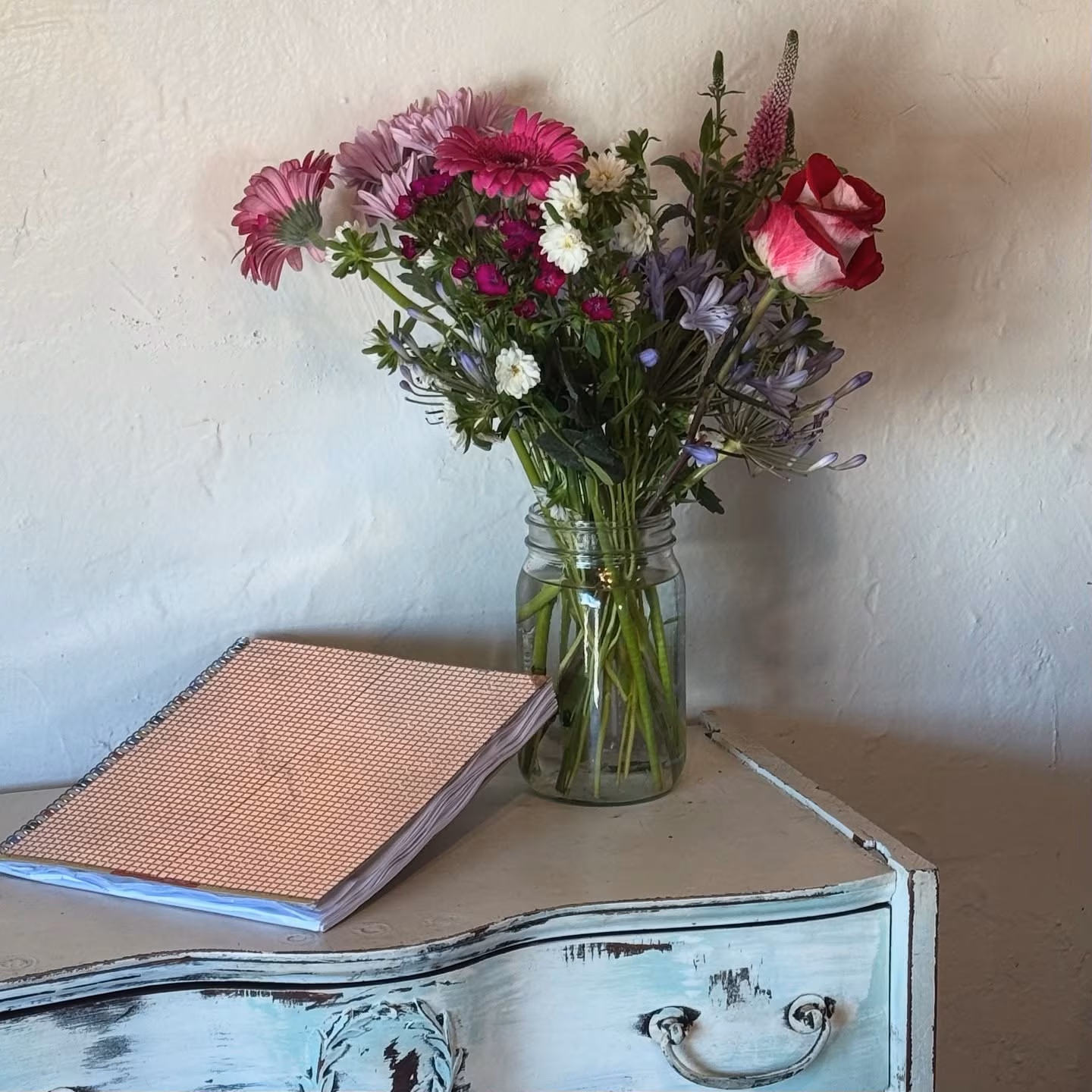 Allison McAtee Thanks Fans in Heartfelt Instagram Post She shares bouquets and letters to express authentic gratitude and celebrate her journey.!