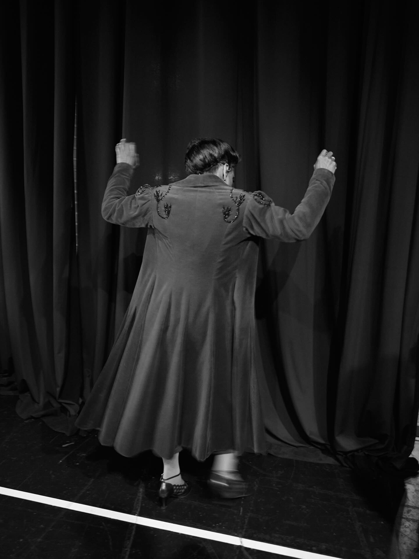 Audra McDonald Backstage Glimpse at the Tonys