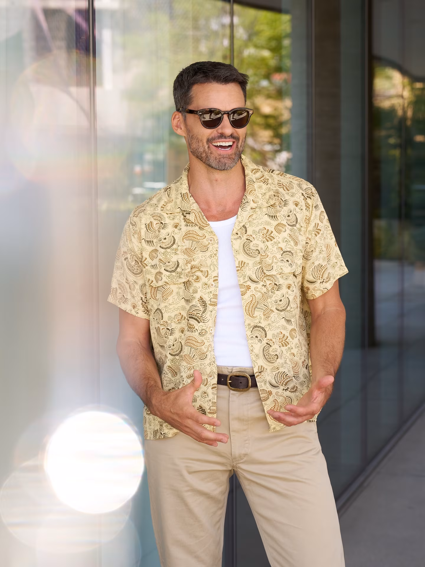 Austin Nichols Shines in Sun-Drenched LA Photoshoot Gio Journal talks with the actor about his directorial debut and vibrant California shoot.