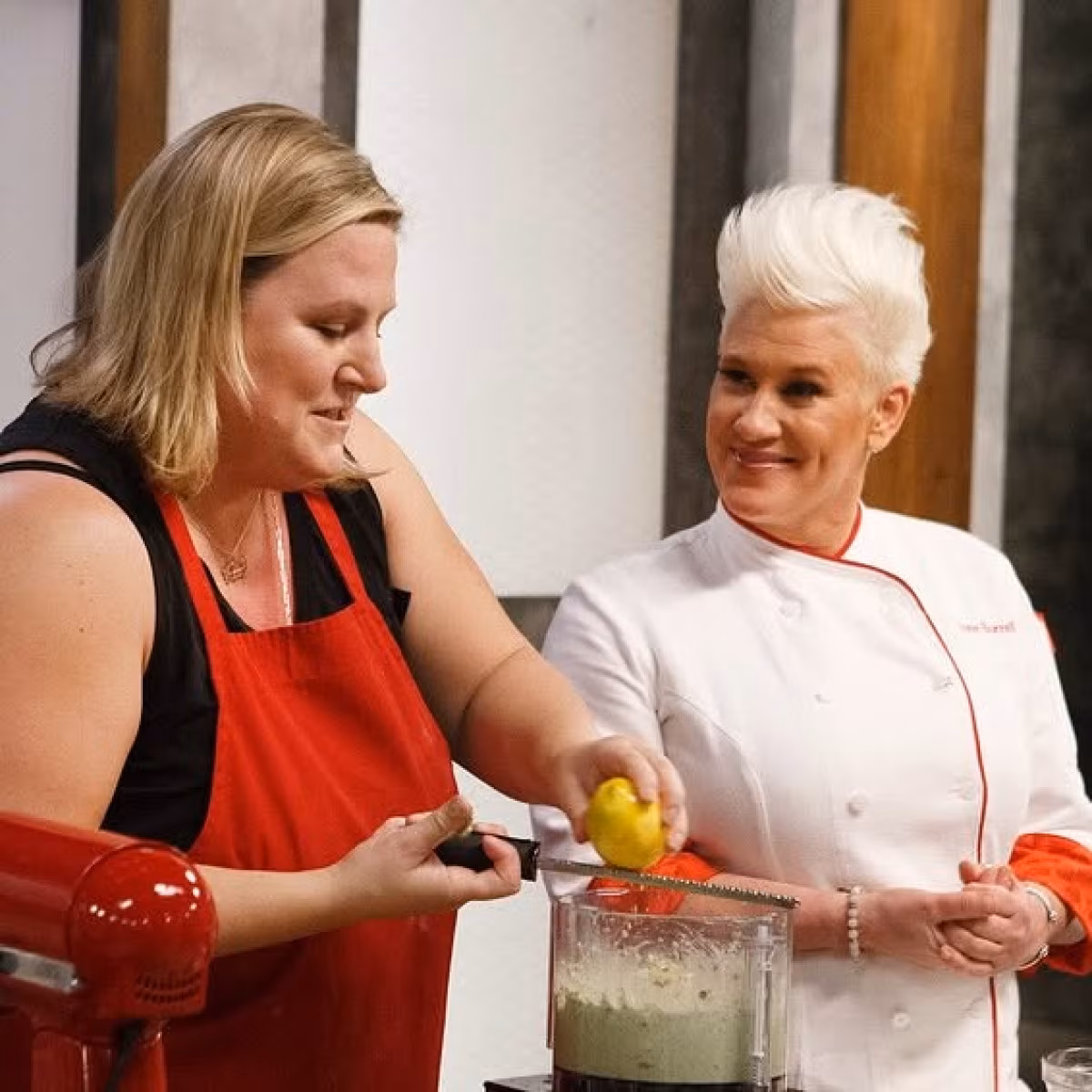 Bridget Everett Mourns Mentor Chef Anne’s Passing The comedian and singer pays heartfelt tribute to the mentor who taught her cooking craft.