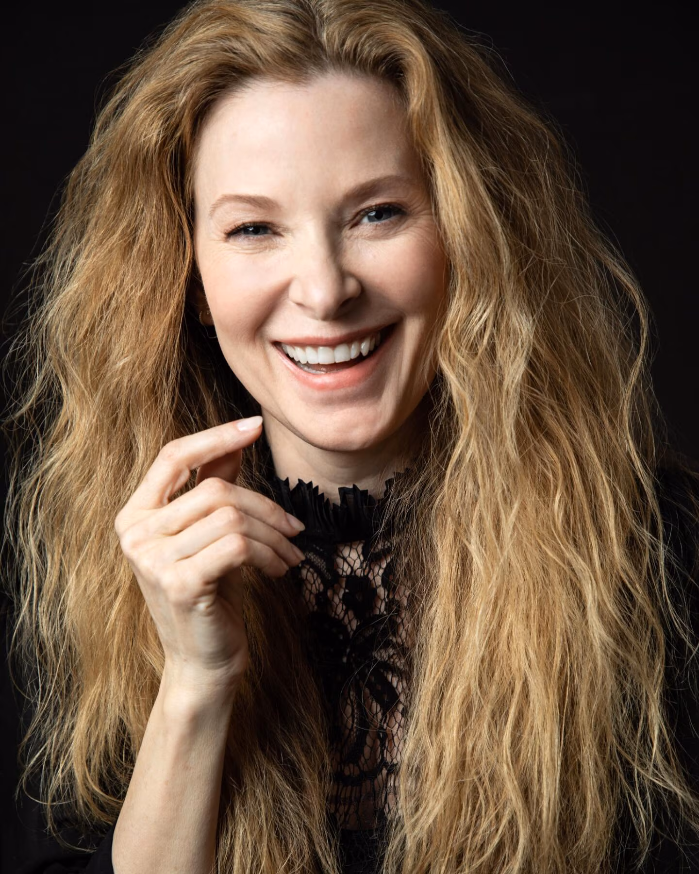 Cady McClain Shares Sunday Rituals with Logan Soap star Cady McClain unwinds Sunday with Logan nature strolls and project planning time!