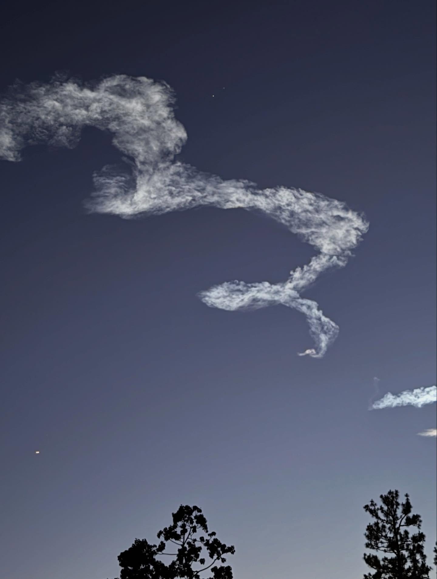 Camille Meyer Captures SpaceX Starlink Launch From Home