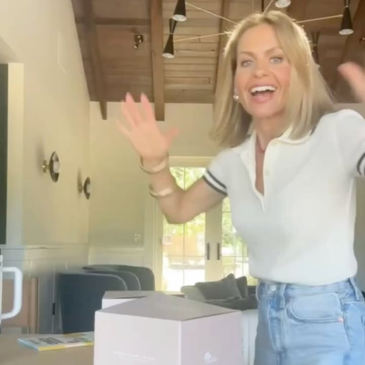 Candace Cameron Bure Launches Love Gives Giveaway