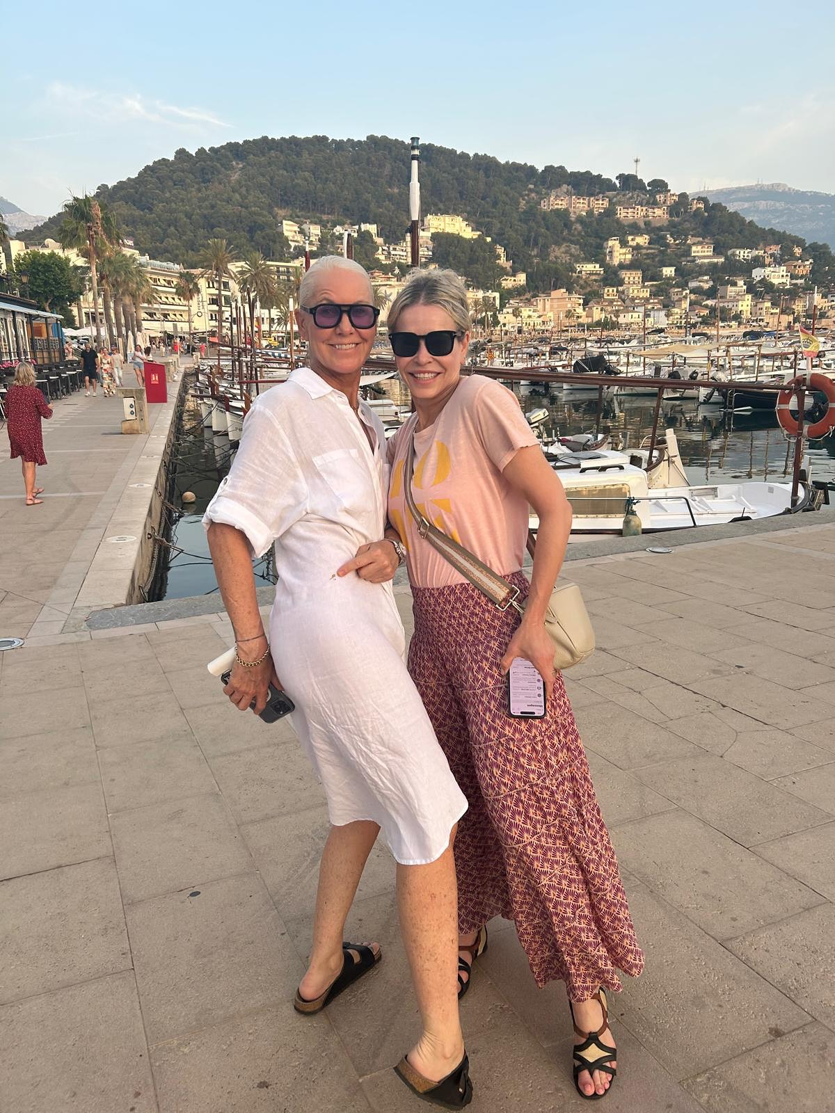 Chelsea Handler Wraps Up Mallorca Getaway
