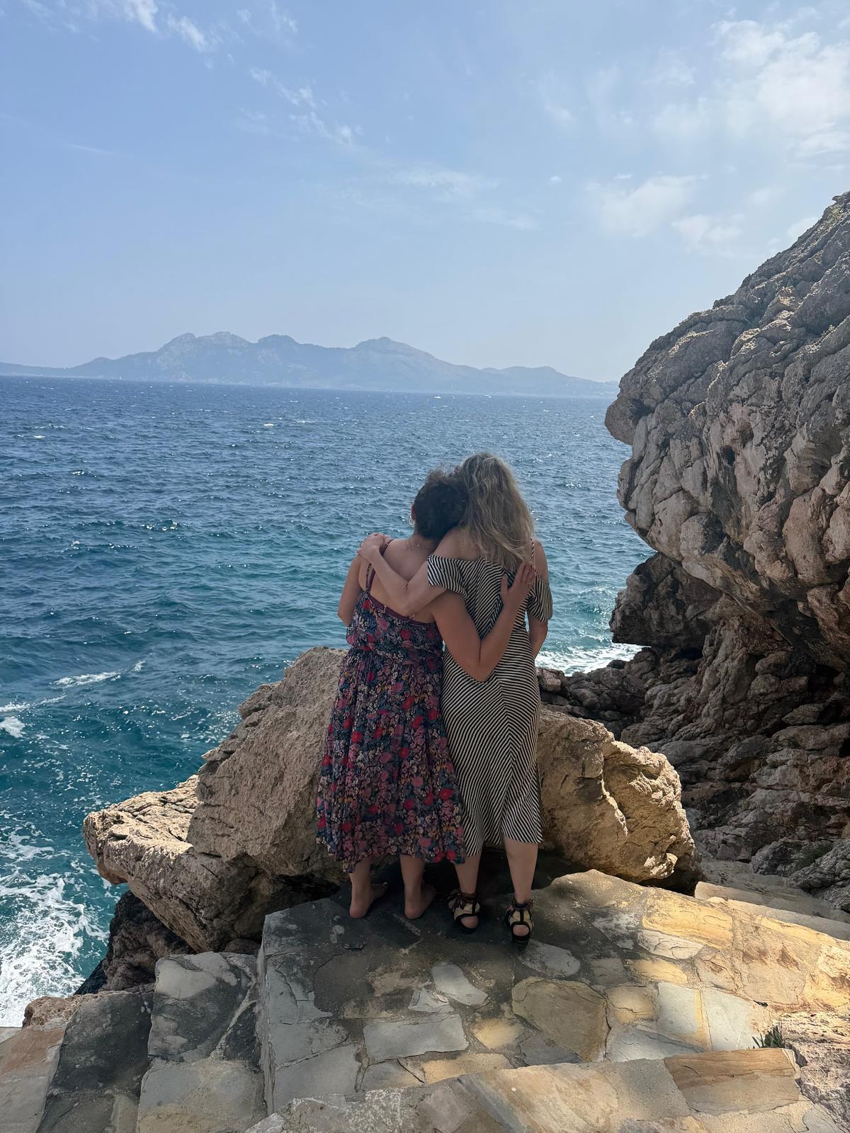 Chelsea Handler Wraps Up Mallorca Getaway
