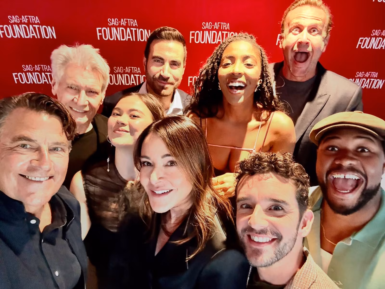 Christa Miller Cheers With ‘Shrinking’ Cast Reunion TV alum Miller reunites with her on-screen family from ‘Shrinking’ for an epic wine night!
