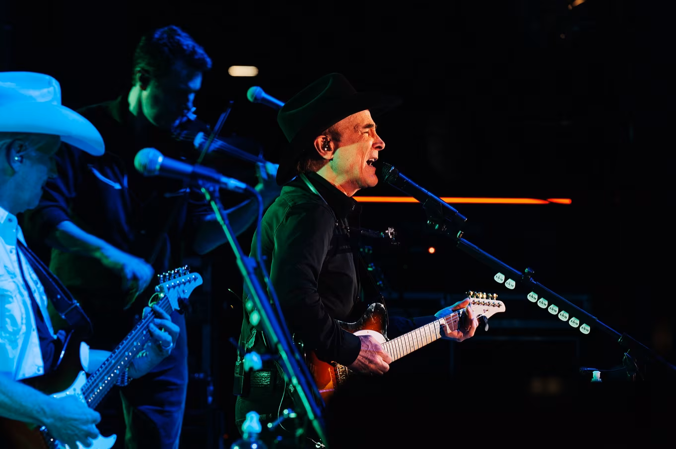 Clint Black Delights Fans in New Haven, KY