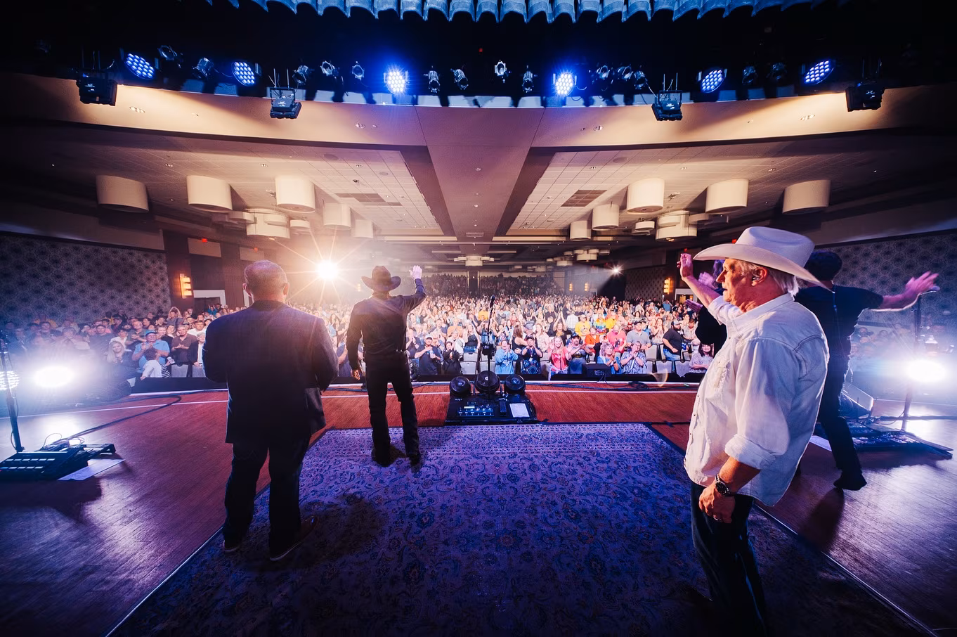 Clint Black Rocks Battle Creek on Back on the Blacktop Tour