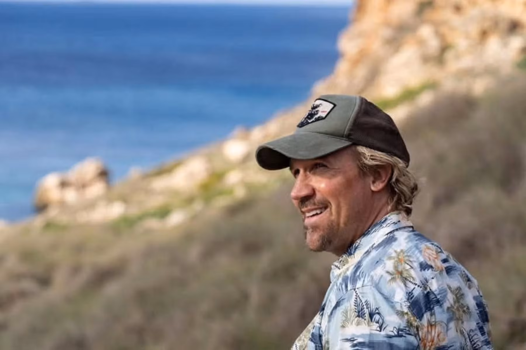 David A. R. White’s Playful Instagram Smile Challenge Actor-producer turns social feed into a lighthearted photo quiz that sparks fans' guesses!