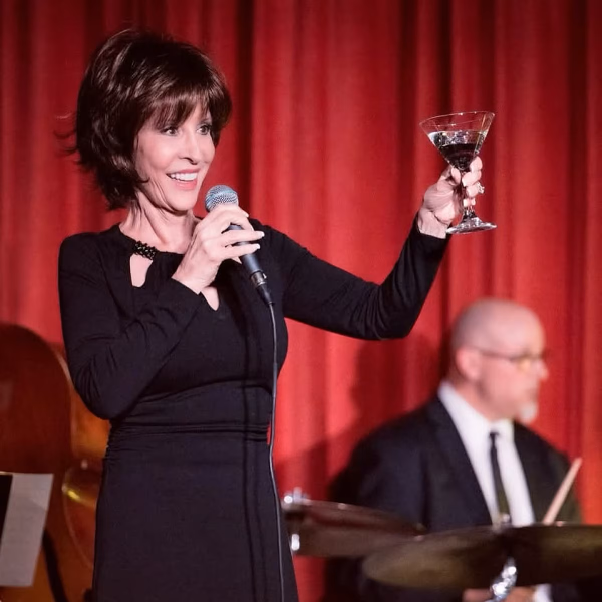 The singer shared a post, asking fans how they prefer their favorite cocktail?