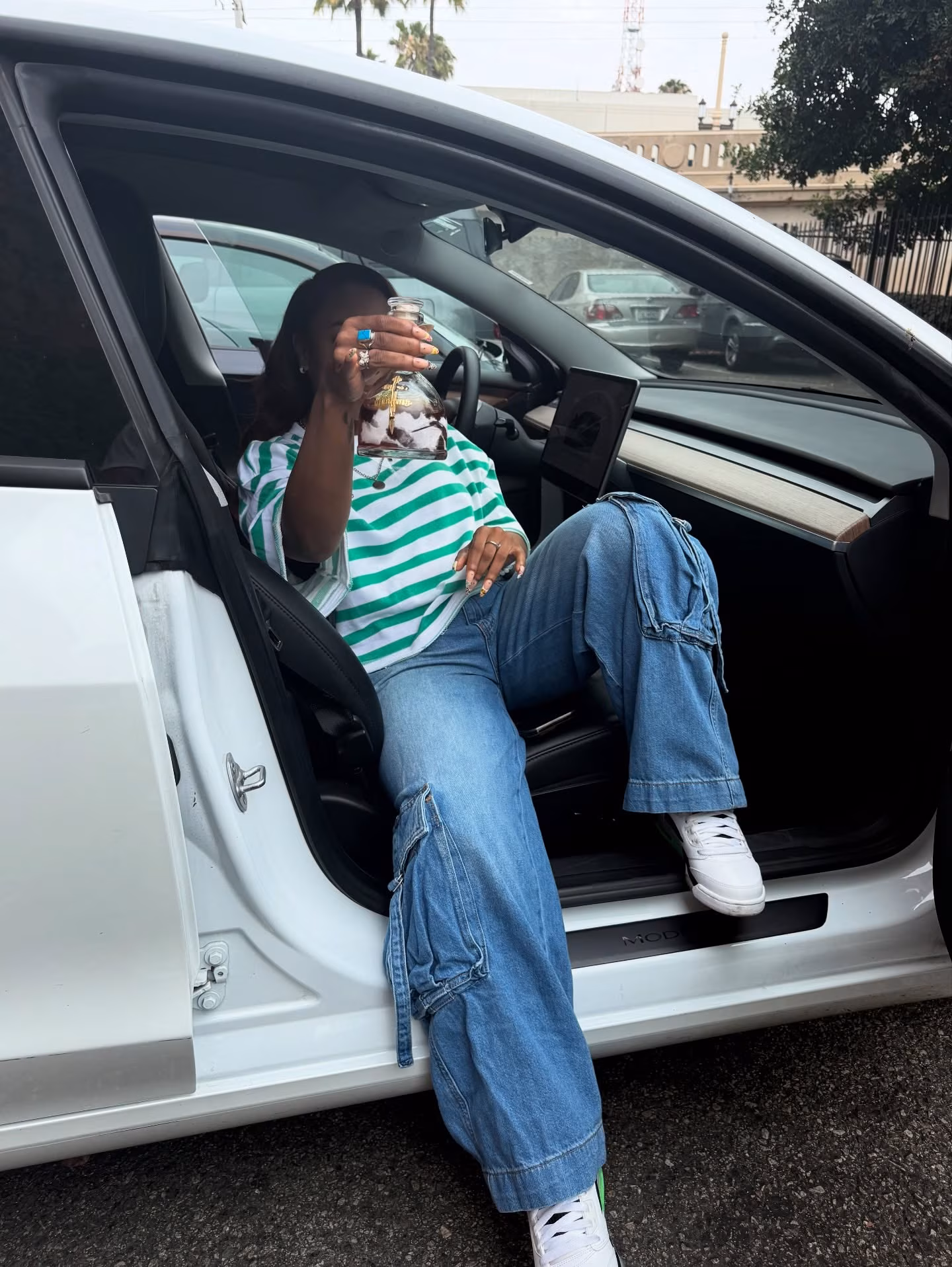 Dee Dee Davis Drops Sun-Kissed California Photo Dump