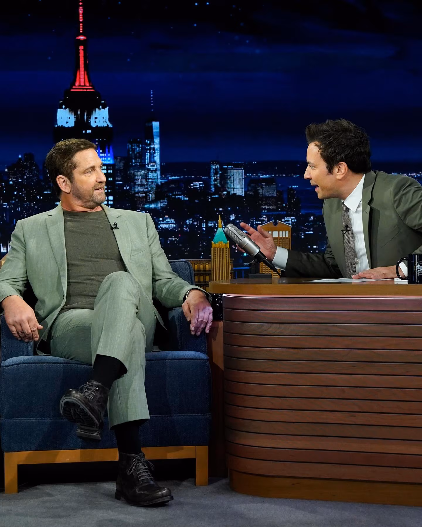 Gerard Butler Dives Into How to Train Your Dragon on Fallon