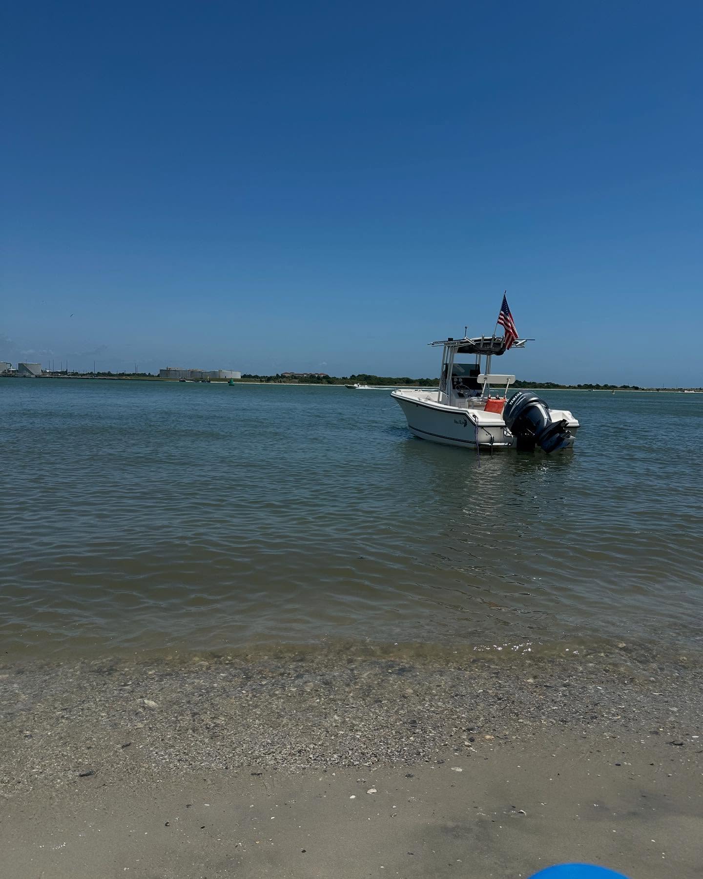 Jaime Pressly Reconnects with North Carolina Coast