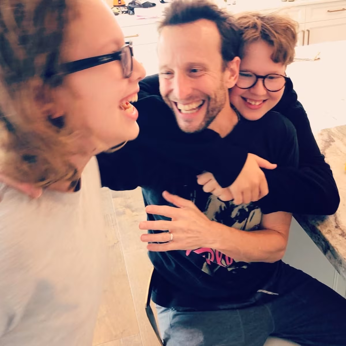 Jenna Elfman Celebrates Husband’s Devotion on Father’s Day AMC’s Dark Winds star shares loving family snapshot, lauding her partner’s strong dad vibes