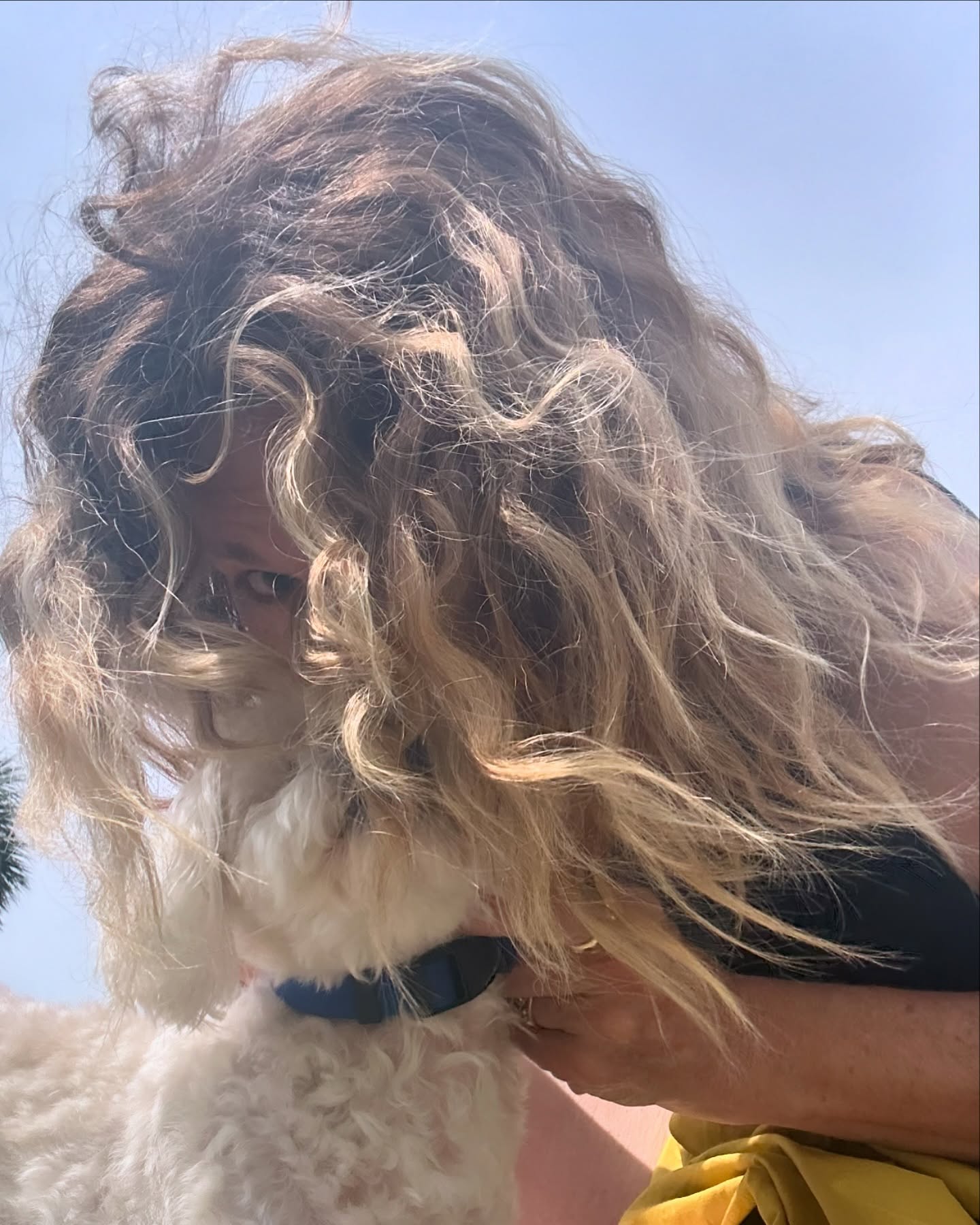 Jenna Elfman Rings In Summer With Sun-Soaked Snaps