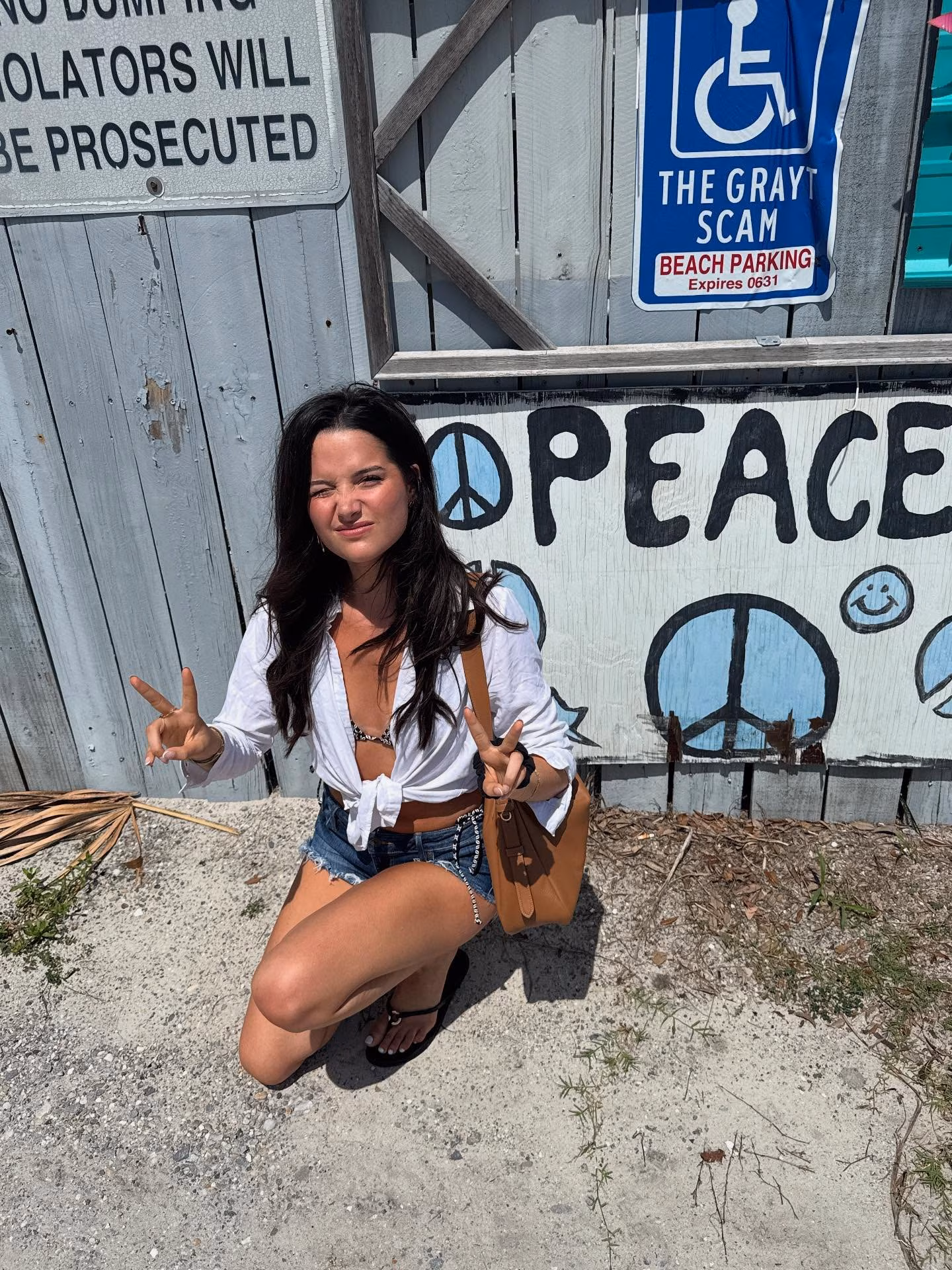 Jules LeBlanc Soaks Up Sun On Beach Lunch Run