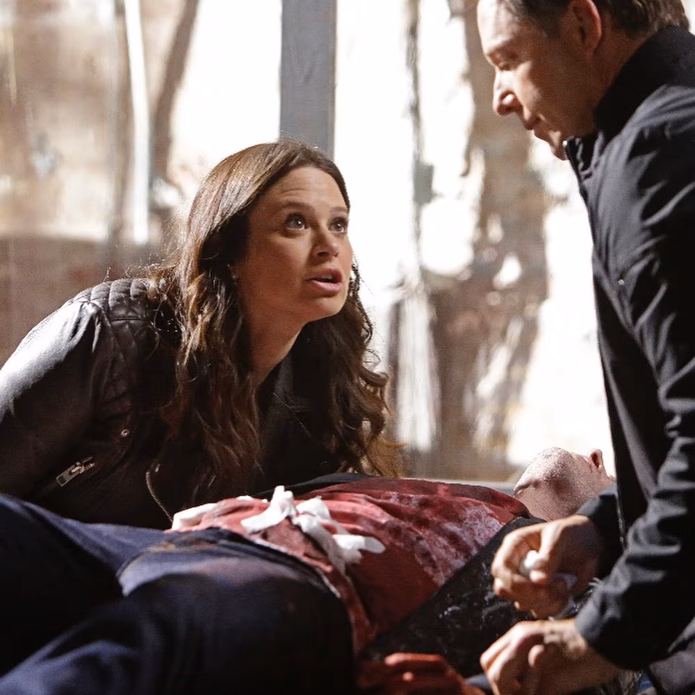 Katie Lowes Celebrates Scandal’s B613 Day